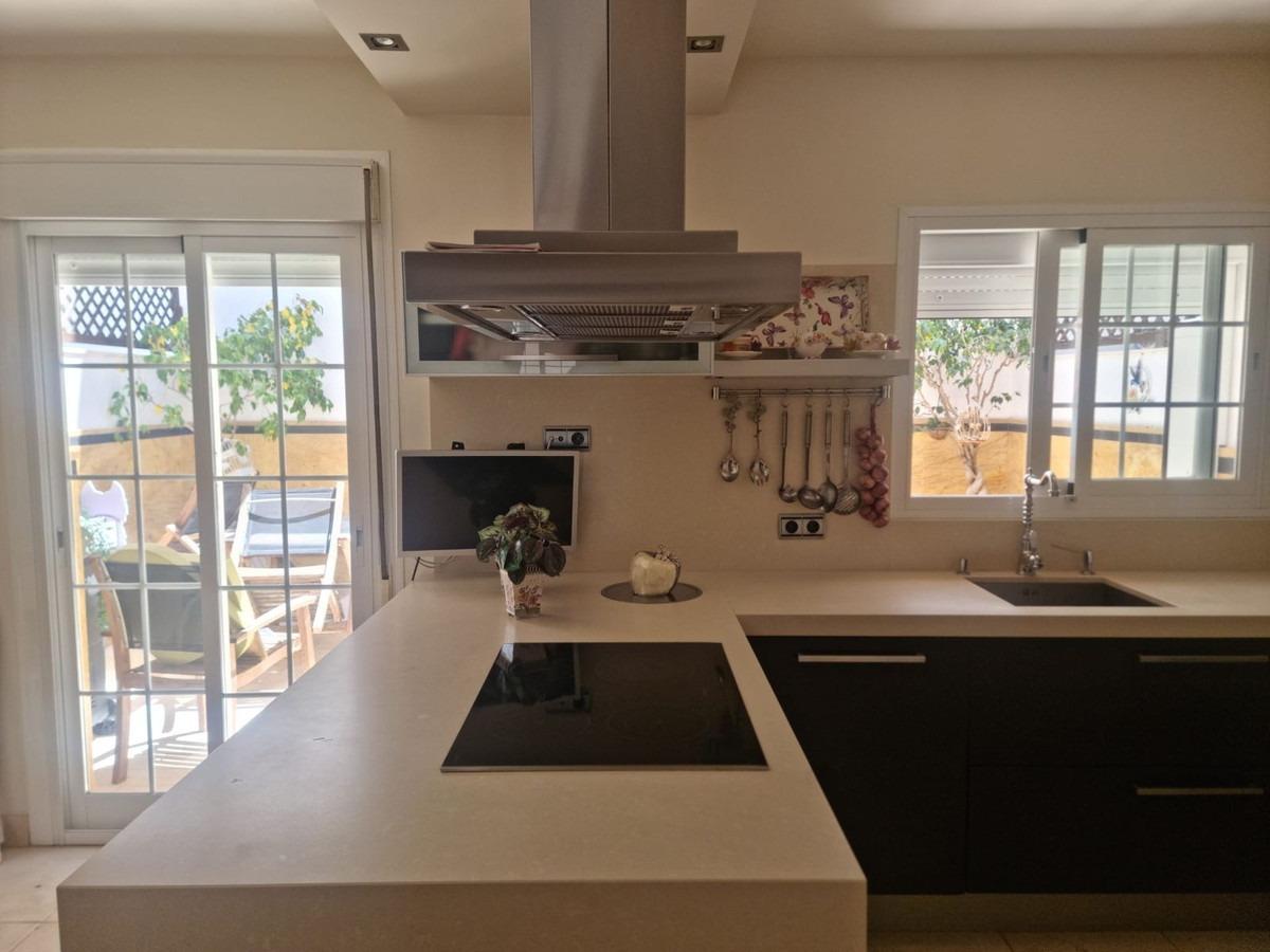 5 Bed Townhouse for sale in Estepona Costa Del Sol, Málaga, Spain