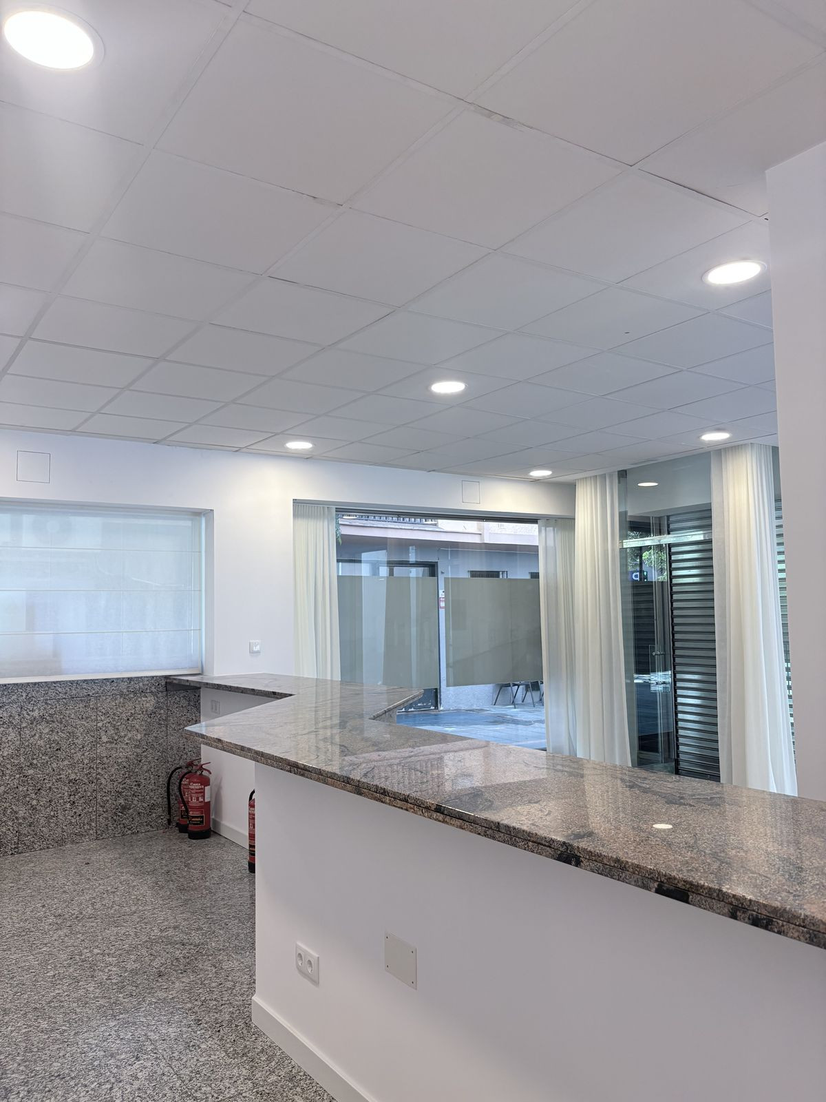 1 Bed Commercial unit for sale in Marbella Costa Del Sol, Málaga, Spain