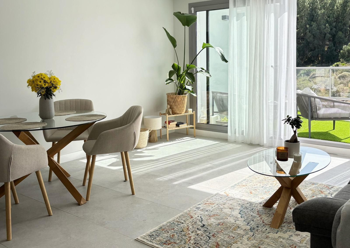 Se vende Apartamento Planta Media de 3 dormitorios en Costa Del Sol, Málaga, España