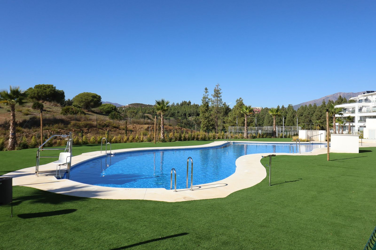 Se vende Apartamento Planta Media de 3 dormitorios en Costa Del Sol, Málaga, España
