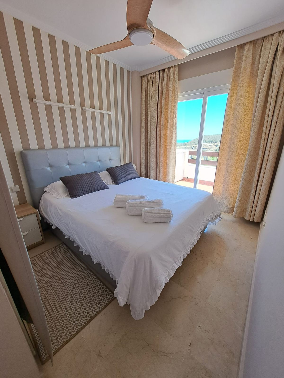 2 Bed Apartment for sale in La Cala De Mijas Costa Del Sol, Málaga, Spain
