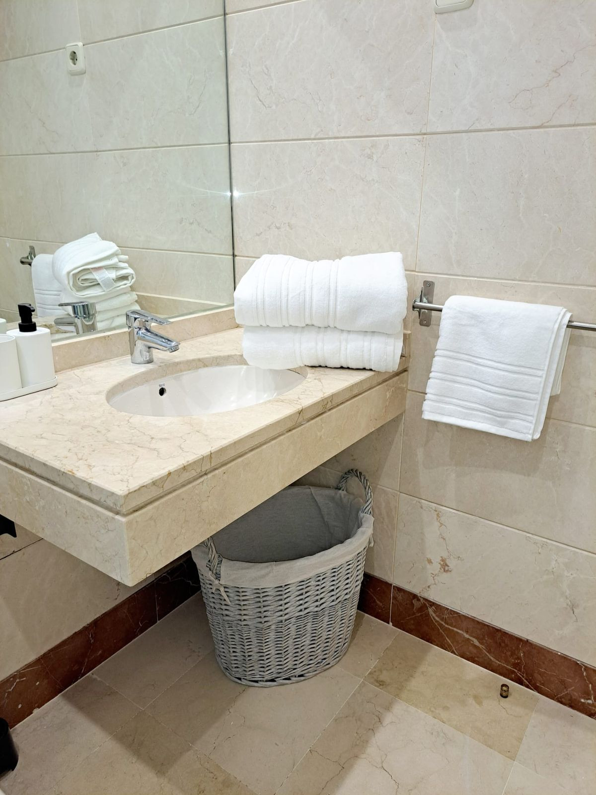 2 Bed Apartment for sale in La Cala De Mijas Costa Del Sol, Málaga, Spain