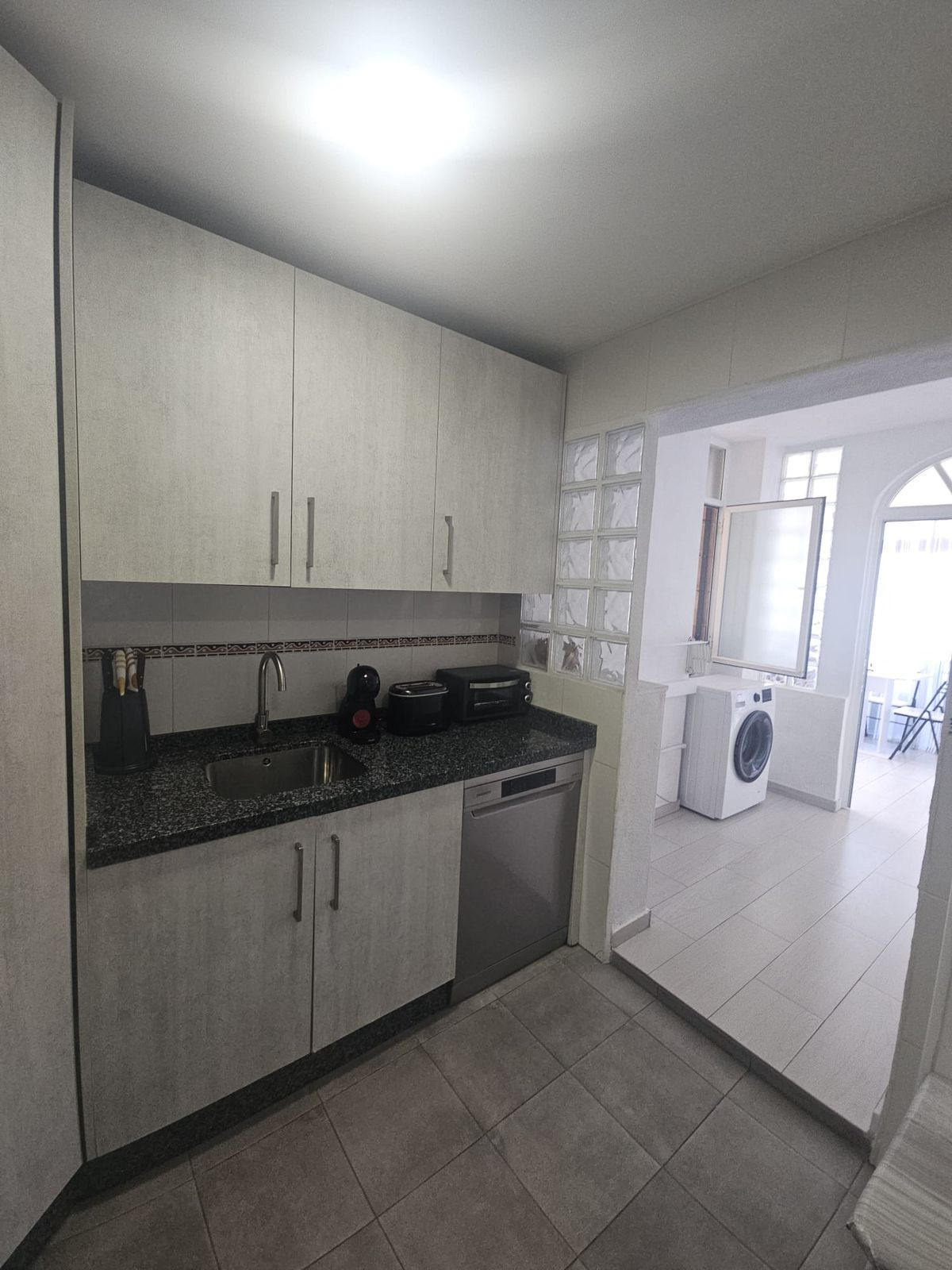 Se vende Apartamento Planta Baja de 3 dormitorios en Costa Del Sol, Málaga, España