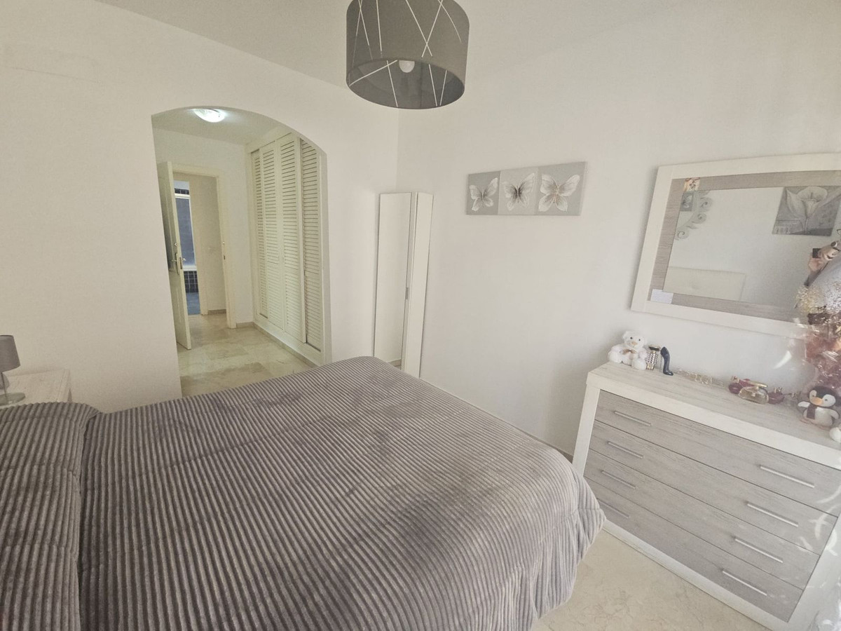 Se vende Apartamento Planta Baja de 3 dormitorios en Costa Del Sol, Málaga, España