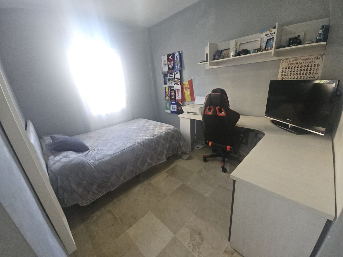 Se vende Apartamento Planta Baja de 3 dormitorios en Costa Del Sol, Málaga, España