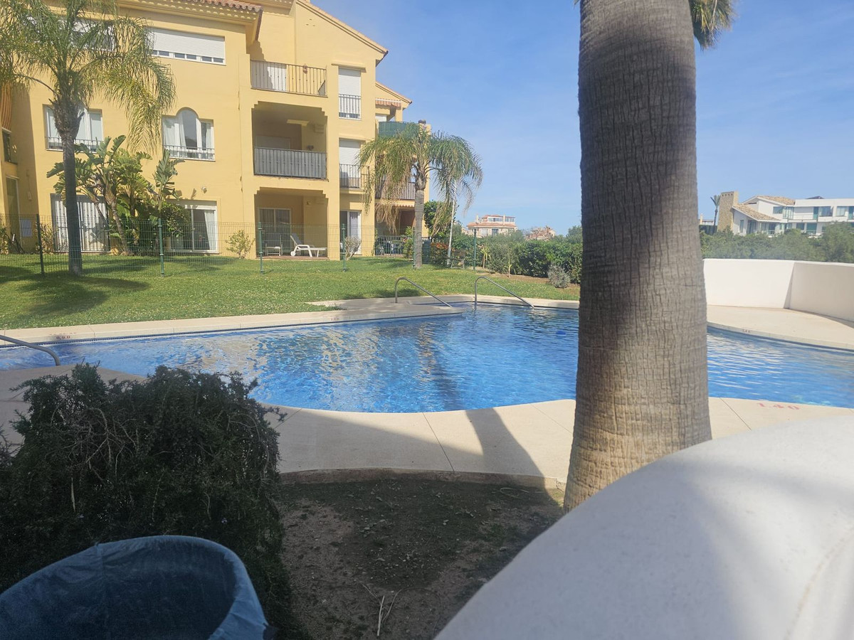 Se vende Apartamento Planta Baja de 3 dormitorios en Costa Del Sol, Málaga, España