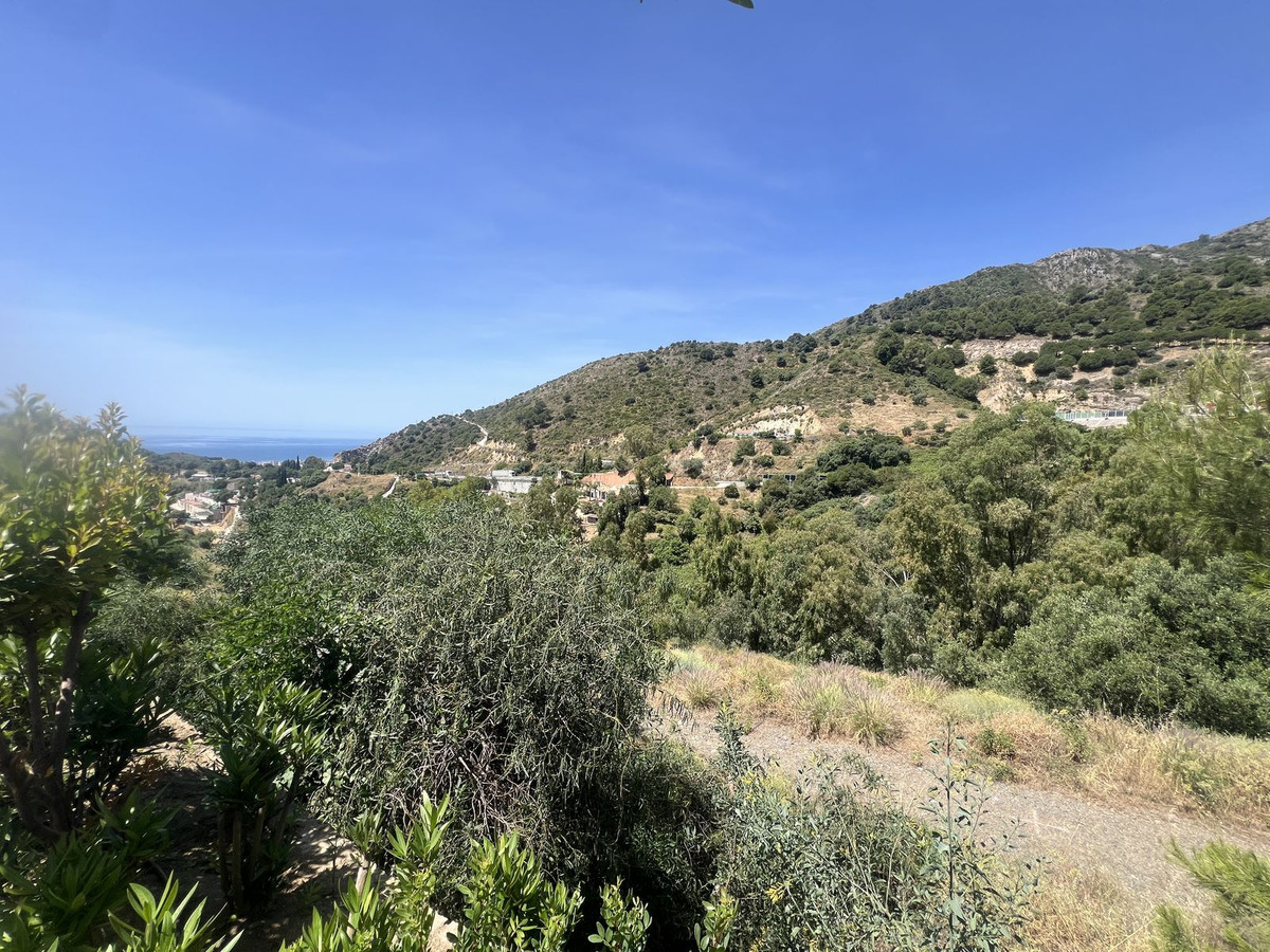 Se vende Terreno Urbano  en Costa Del Sol, Málaga, España