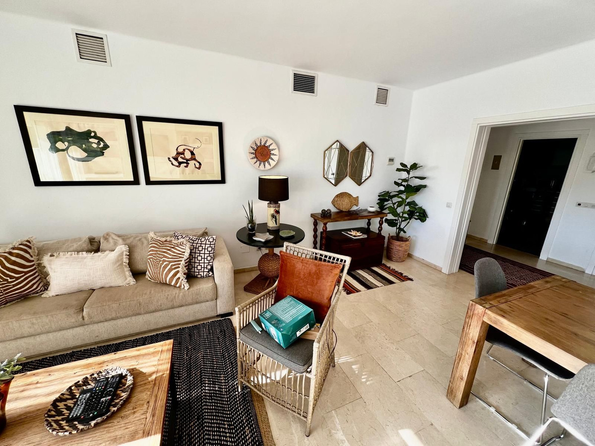2 Bed Apartment for sale in The Golden Mile Costa Del Sol, Málaga, Spain