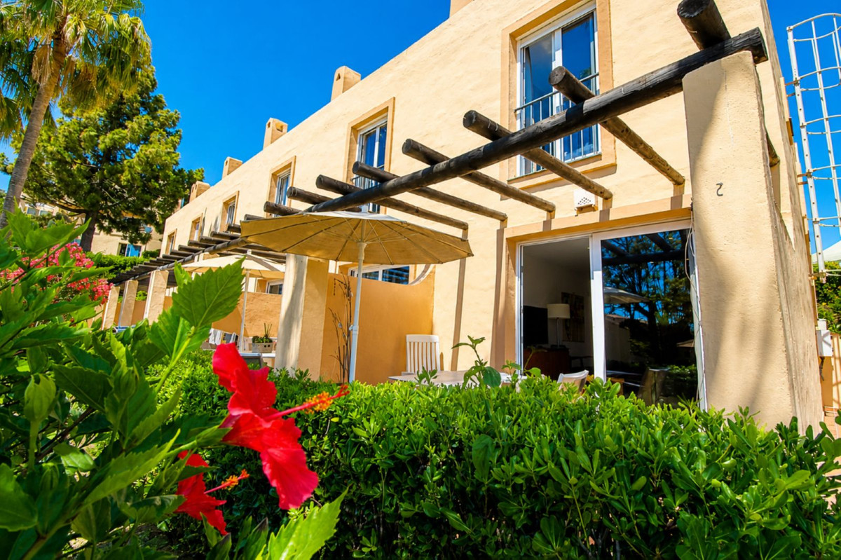 2 Bed Apartment for sale in Mijas Costa Costa Del Sol, Málaga, Spain