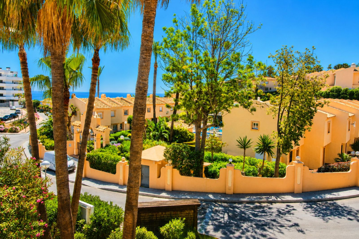 2 Bed Apartment for sale in Mijas Costa Costa Del Sol, Málaga, Spain