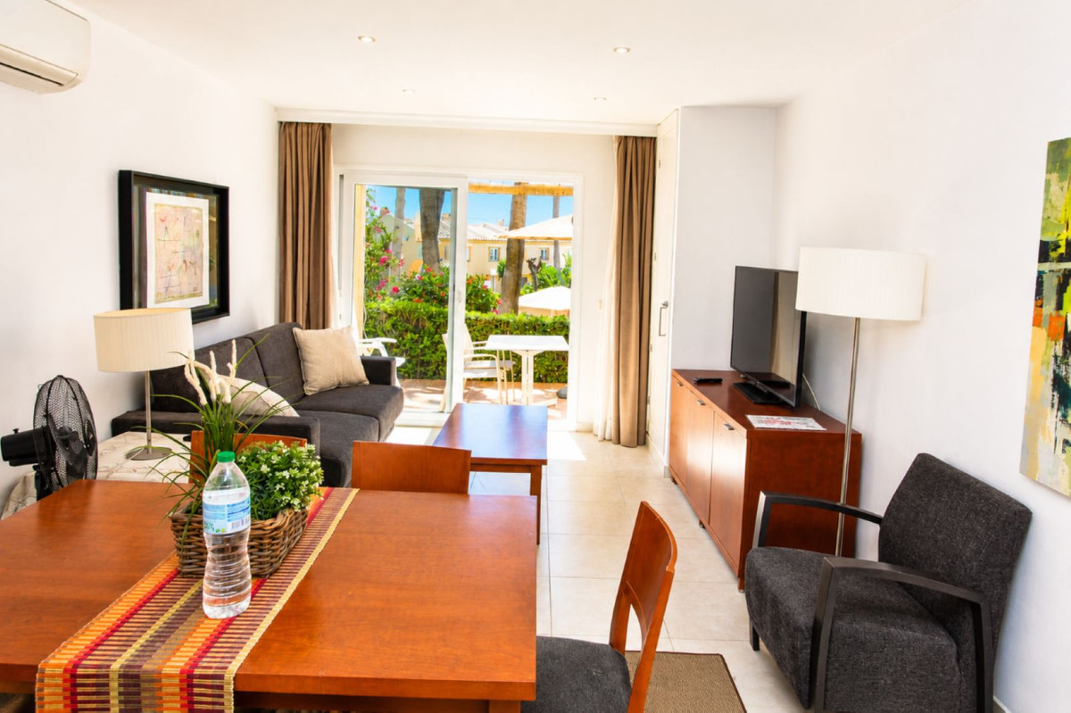 2 Bed Apartment for sale in Mijas Costa Costa Del Sol, Málaga, Spain