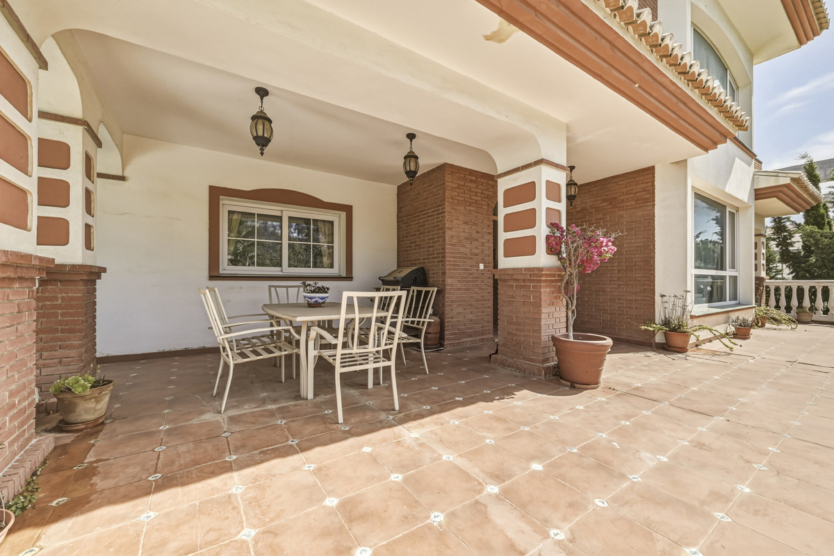 5 Bed Townhouse for sale in Benalmadena Costa Del Sol, Málaga, Spain