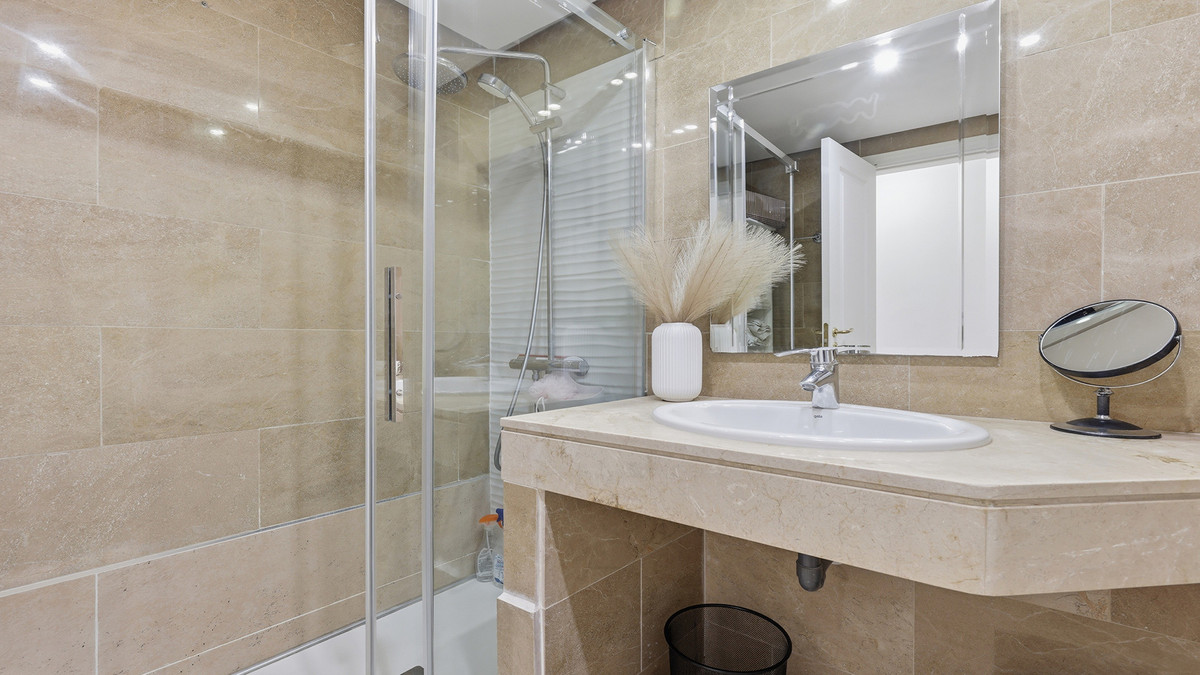 2 Bed Apartment for sale in San Luis De Sabinillas Costa Del Sol, Málaga, Spain