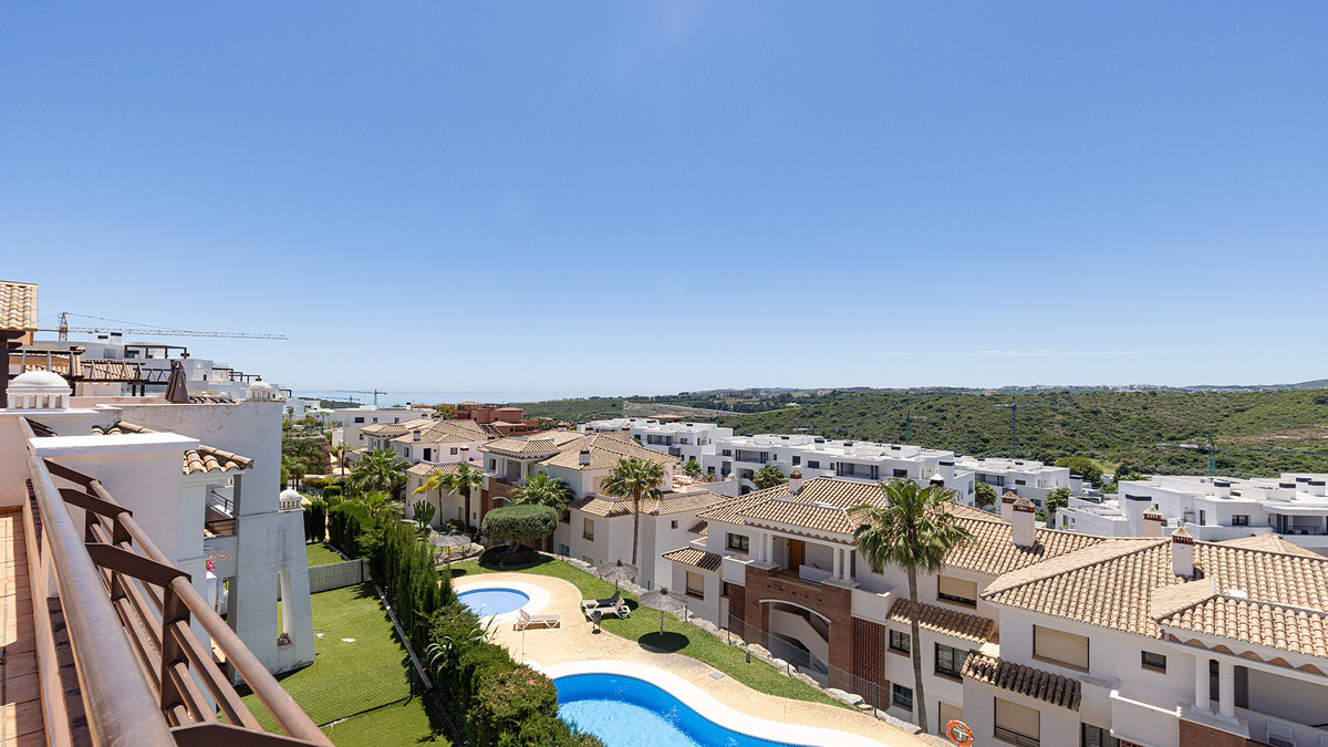 3 Bed Apartment for sale in Casares Costa Del Sol, Málaga, Spain