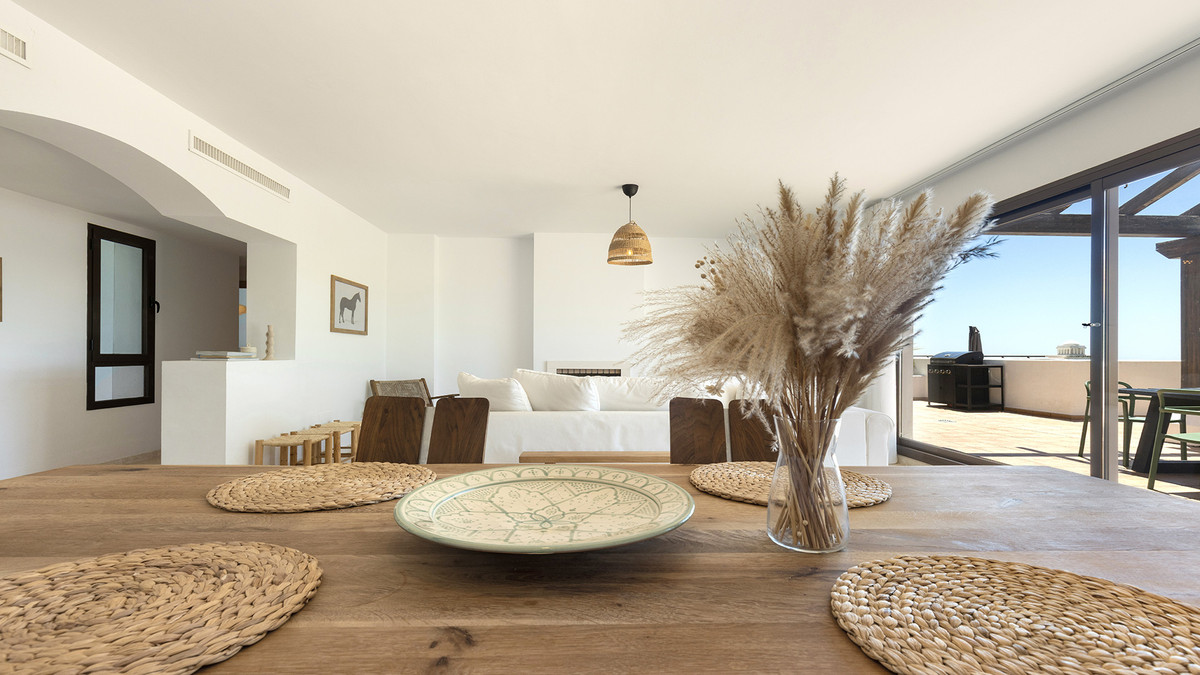 3 Bed Apartment for sale in Casares Costa Del Sol, Málaga, Spain