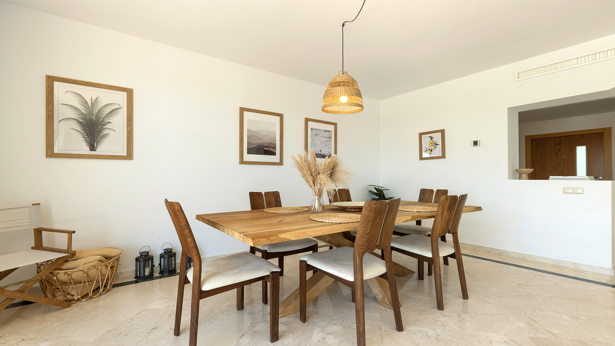 3 Bed Apartment for sale in Casares Costa Del Sol, Málaga, Spain