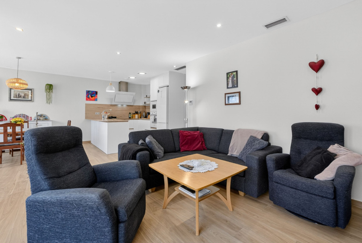 Se vende Villa - Chalet de 3 dormitorios en Costa Blanca, Alicante, España