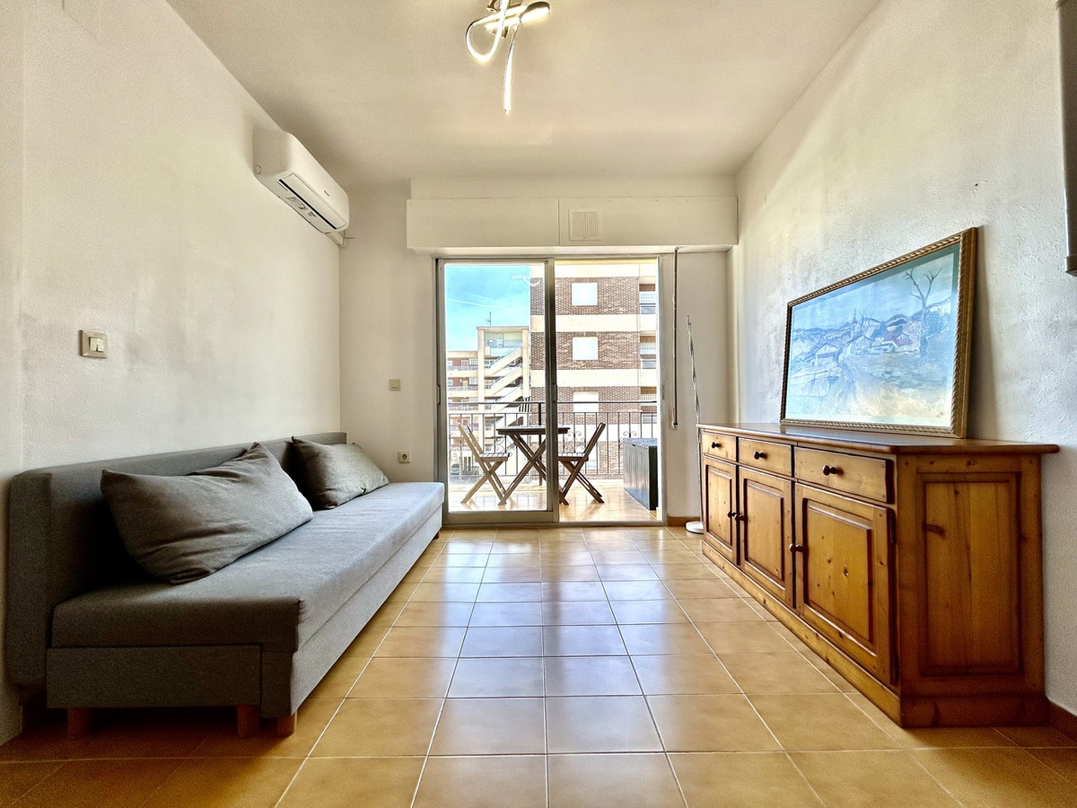 Se vende Apartamento Planta Media de 1 dormitorios en Costa Blanca, Alicante, España