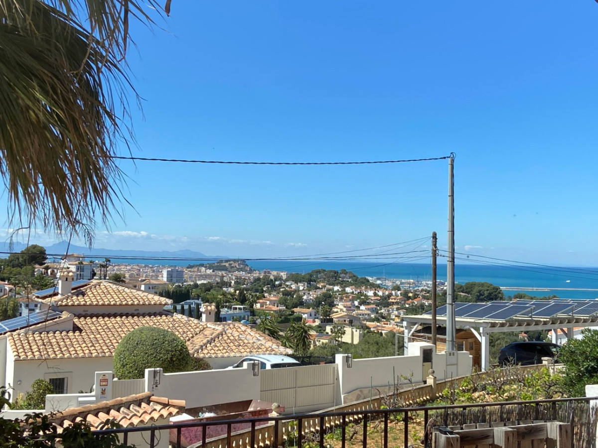 4 Bed Townhouse for sale in Denia Costa Blanca, Alicante, Spain