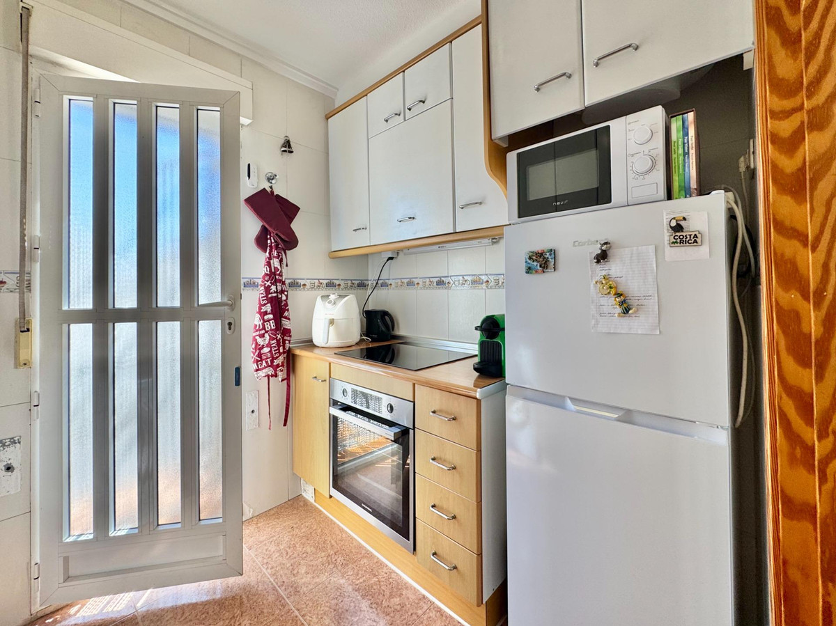 Se vende Villa - Chalet de 3 dormitorios en Costa Blanca, Alicante, España