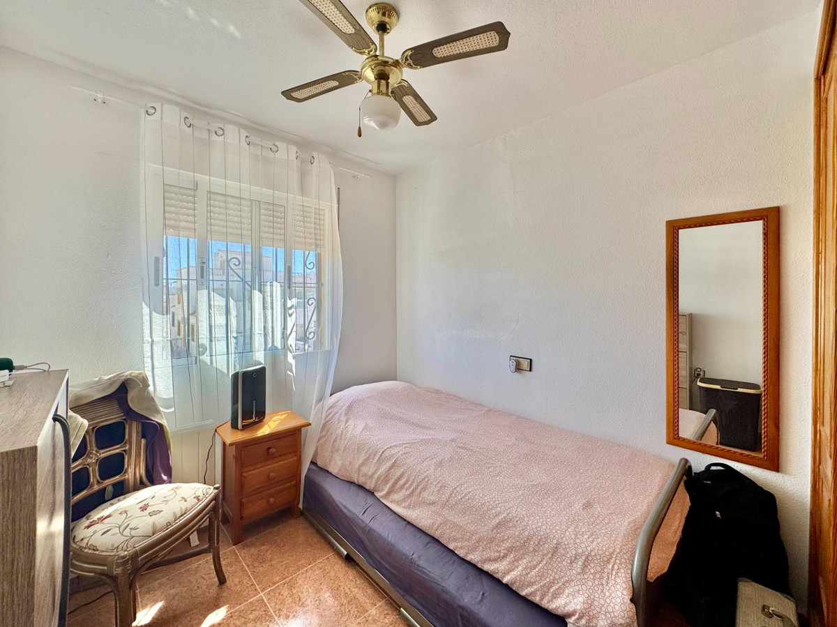 Se vende Villa - Chalet de 3 dormitorios en Costa Blanca, Alicante, España