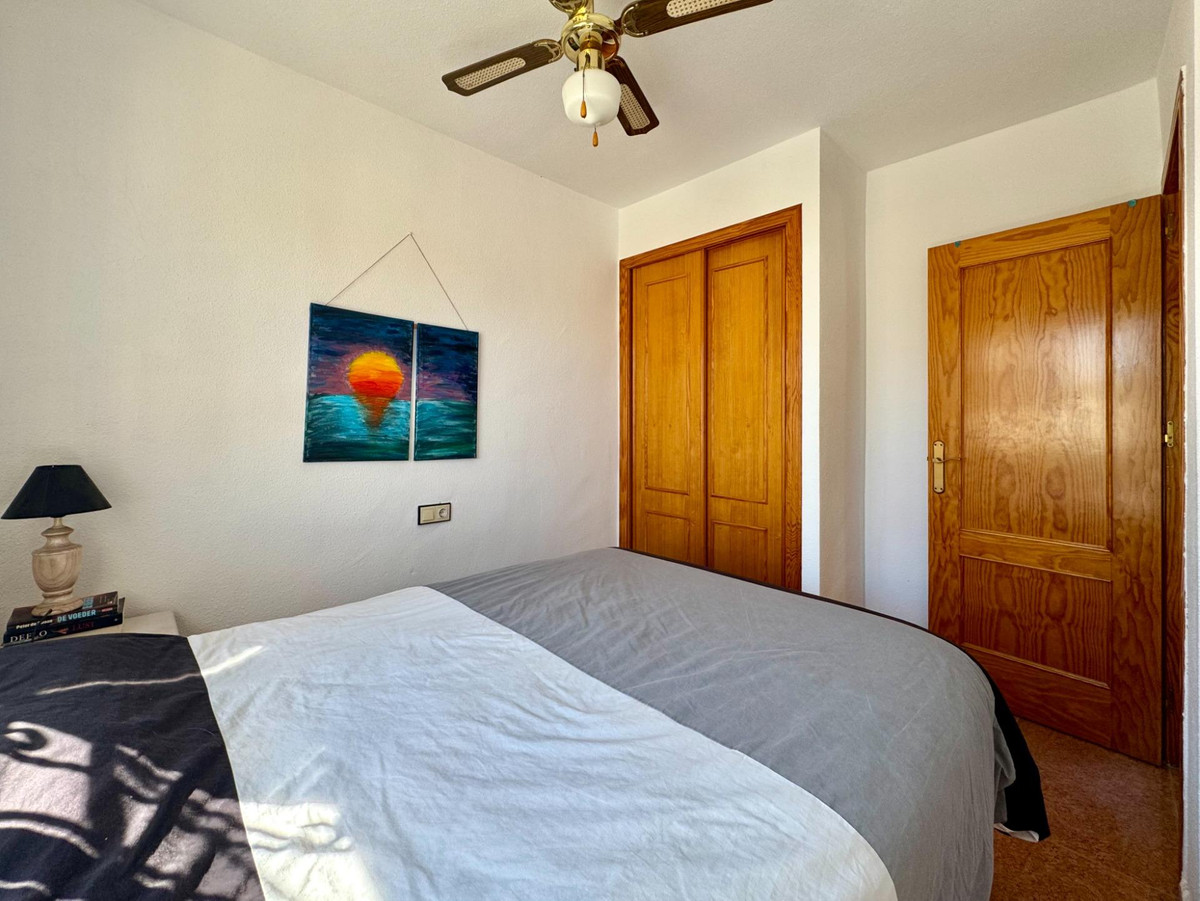 Se vende Villa - Chalet de 3 dormitorios en Costa Blanca, Alicante, España