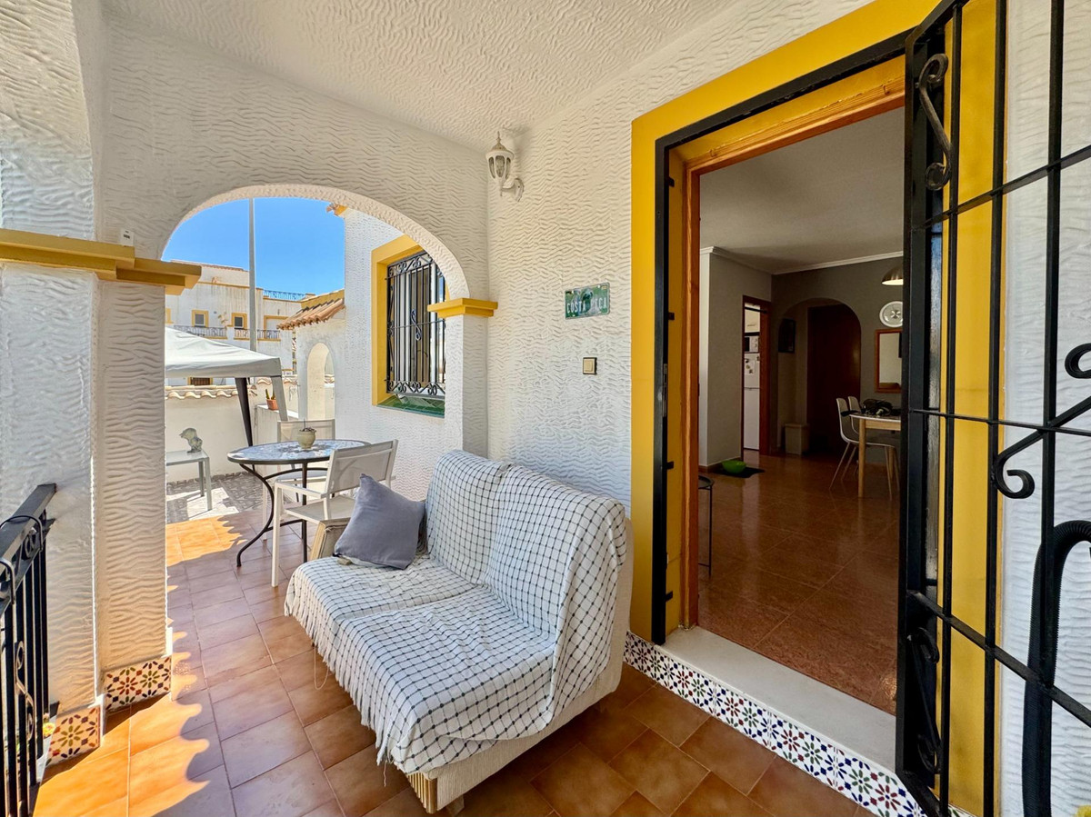 Se vende Villa - Chalet de 3 dormitorios en Costa Blanca, Alicante, España