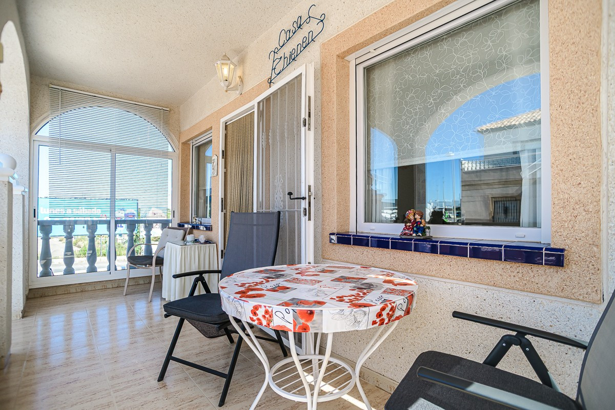 Se vende Villa - Chalet de 2 dormitorios en Costa Blanca, Alicante, España