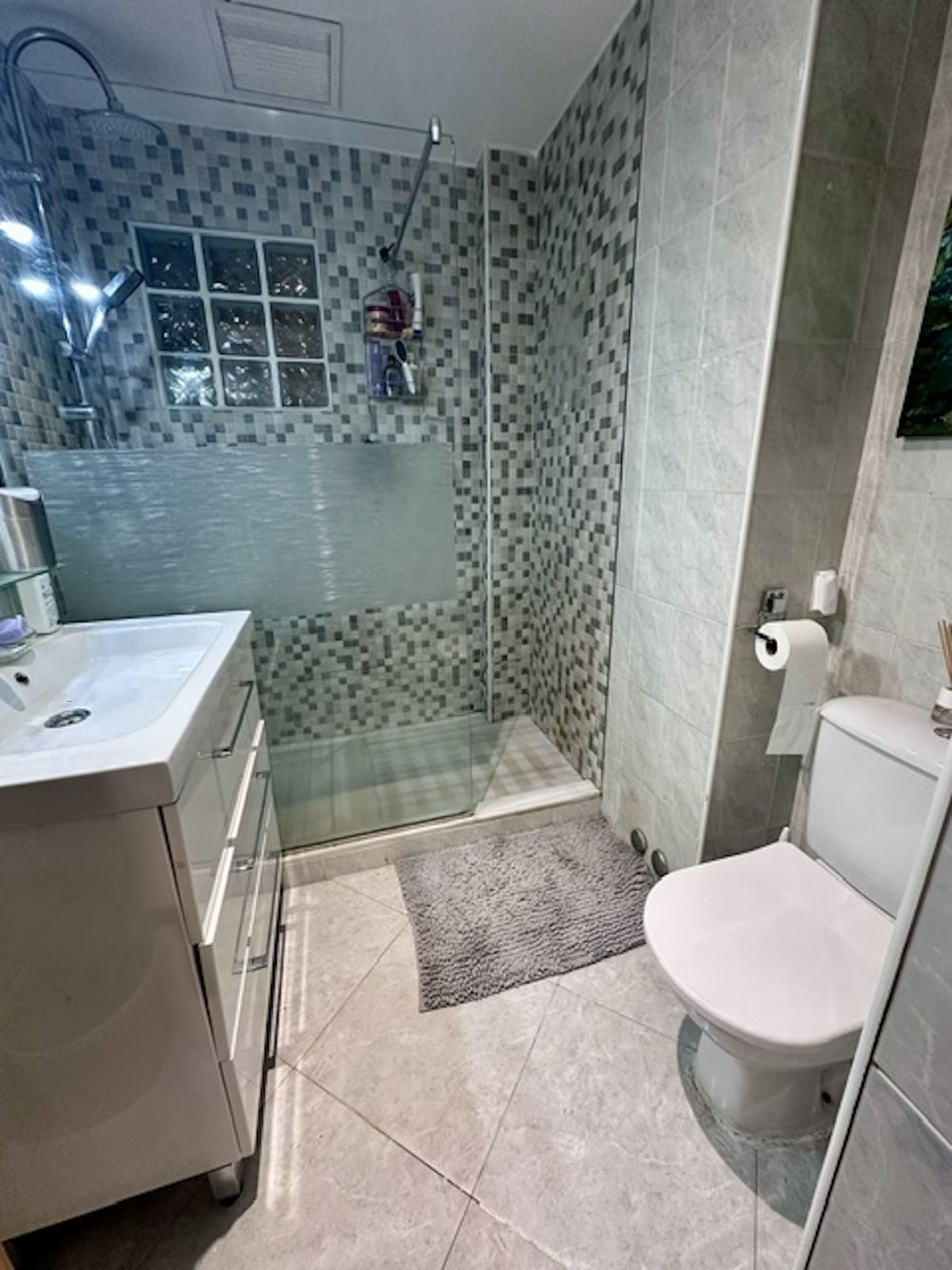 Se vende Apartamento Planta Baja de 4 dormitorios en Costa Del Sol, Málaga, España