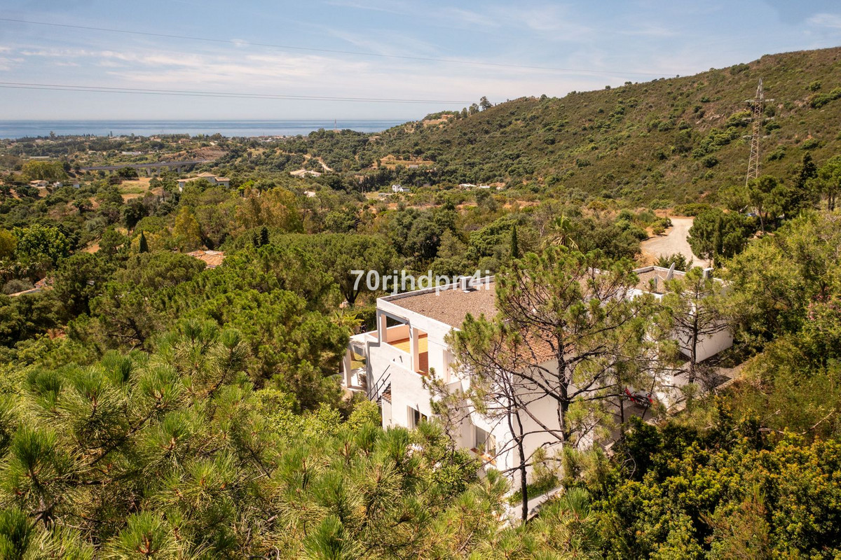 5 Bed Townhouse for sale in Estepona Costa Del Sol, Málaga, Spain