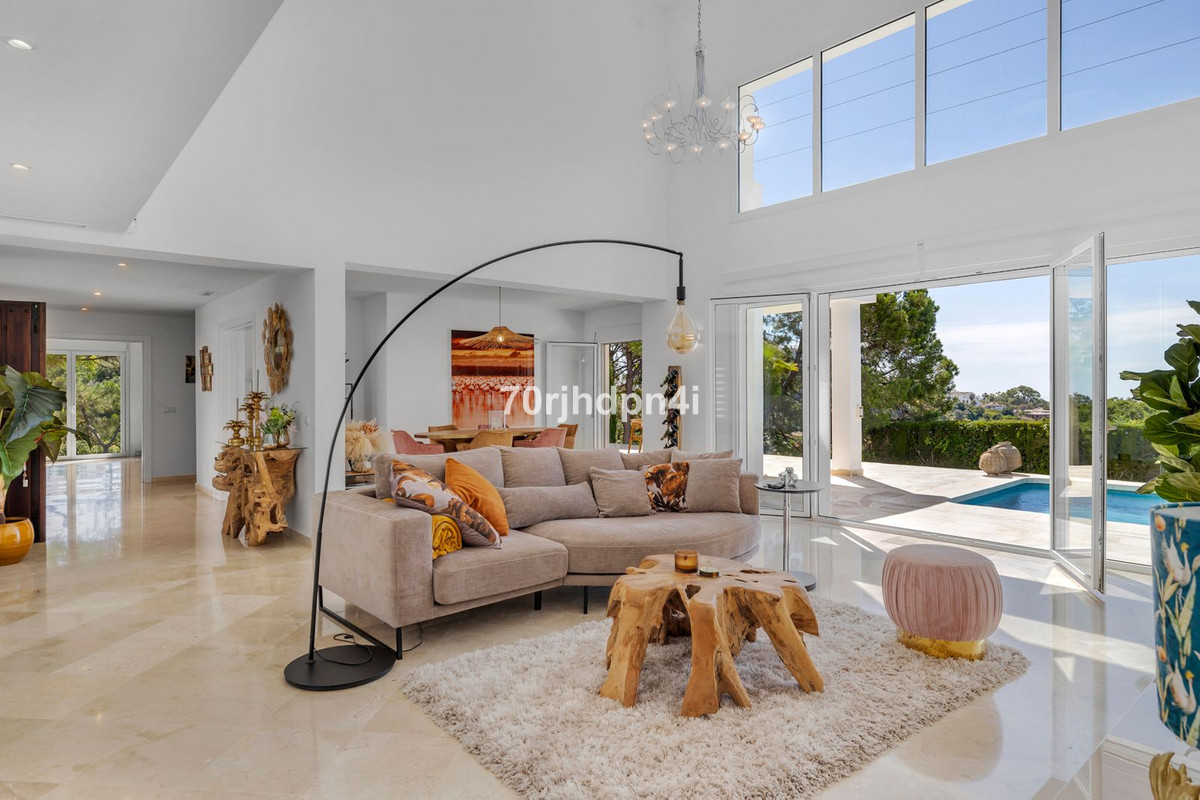 5 Bed Townhouse for sale in Estepona Costa Del Sol, Málaga, Spain