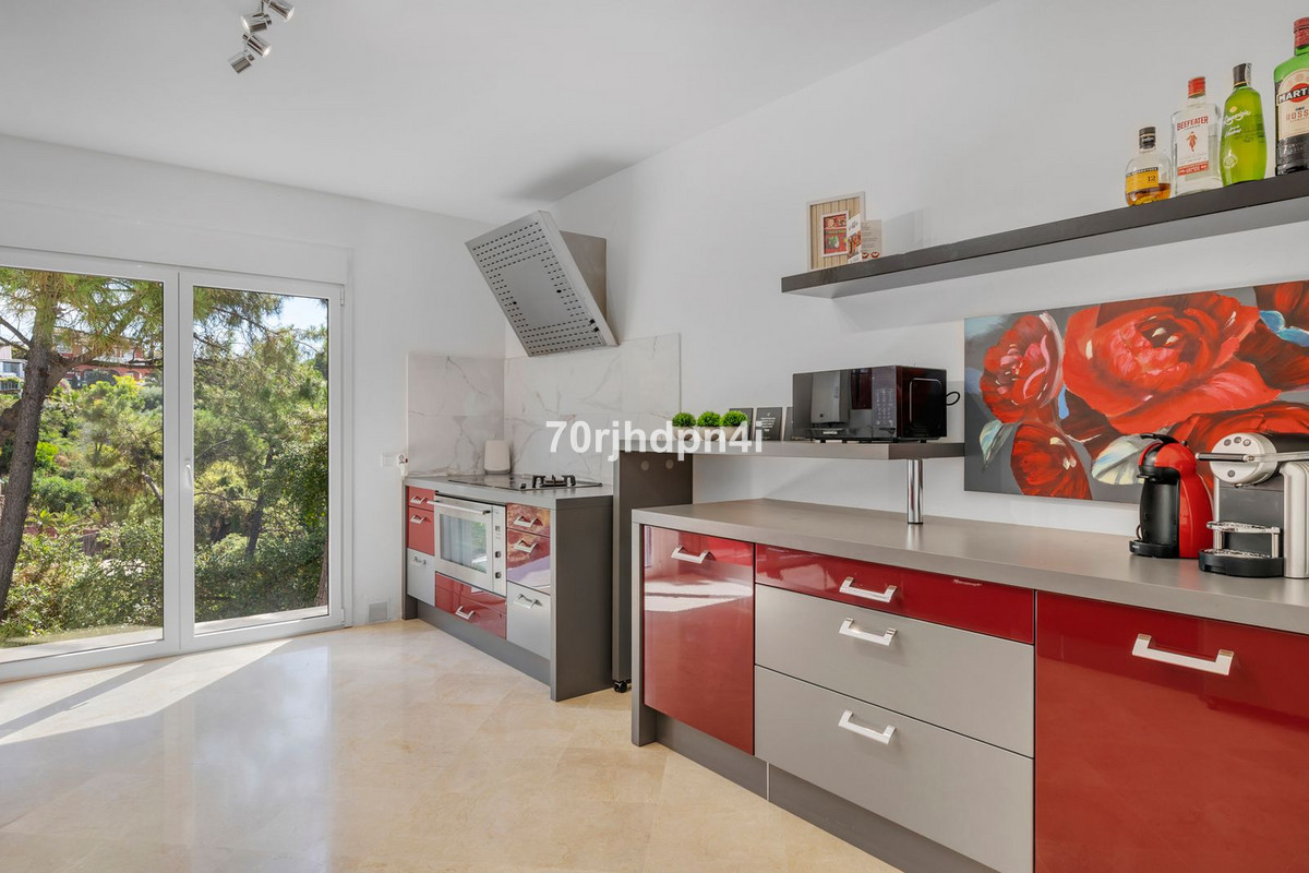 5 Bed Townhouse for sale in Estepona Costa Del Sol, Málaga, Spain