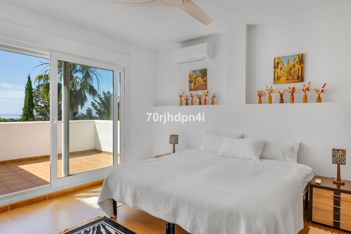 5 Bed Townhouse for sale in Estepona Costa Del Sol, Málaga, Spain