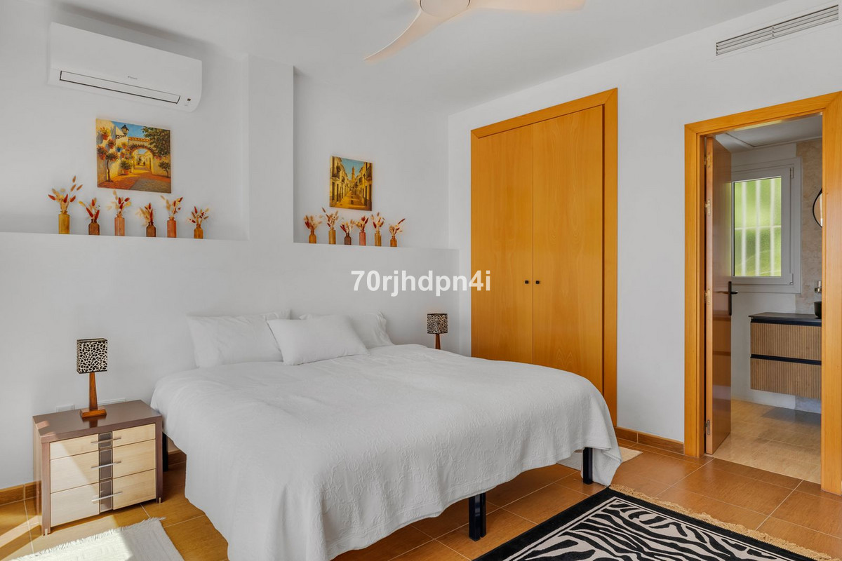 5 Bed Townhouse for sale in Estepona Costa Del Sol, Málaga, Spain