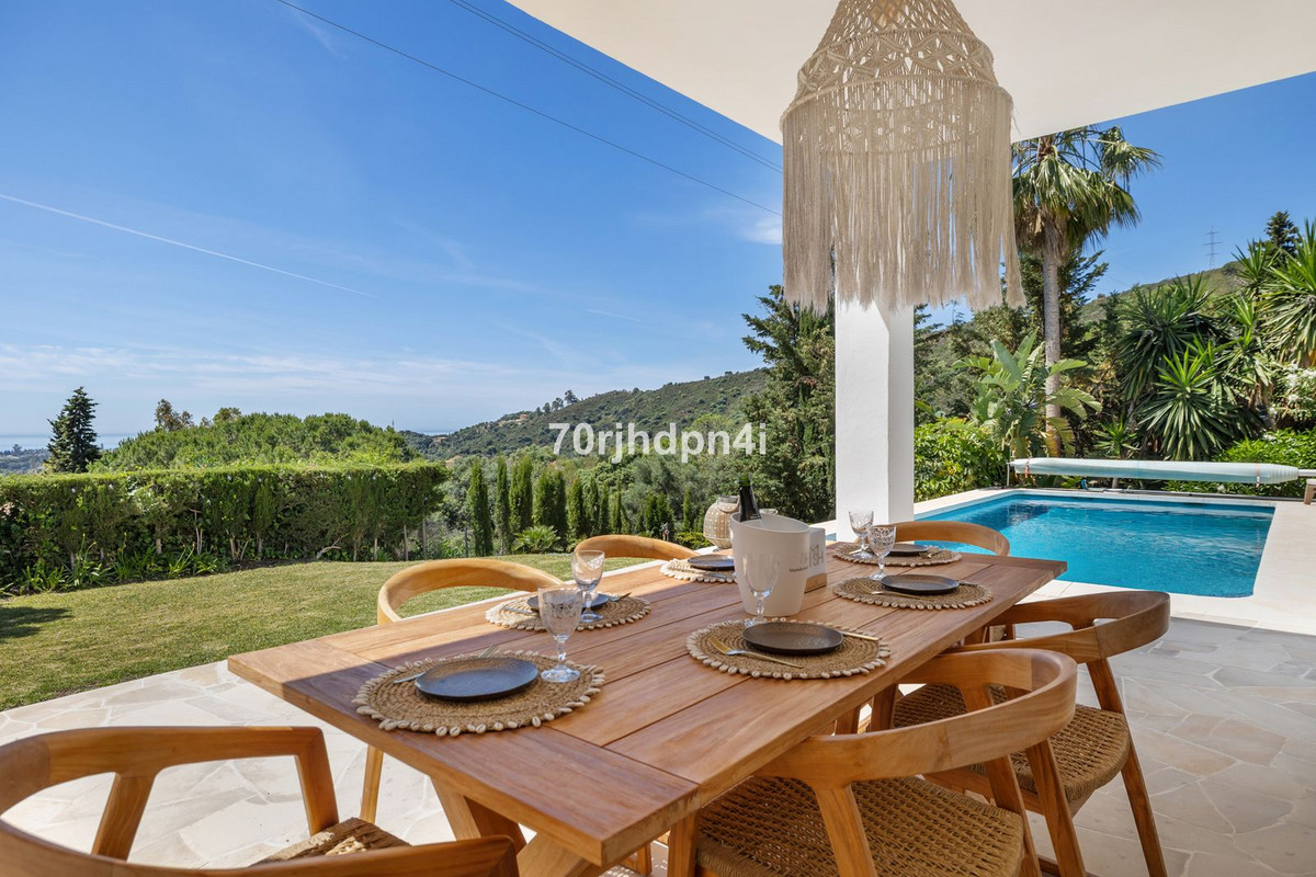 5 Bed Townhouse for sale in Estepona Costa Del Sol, Málaga, Spain