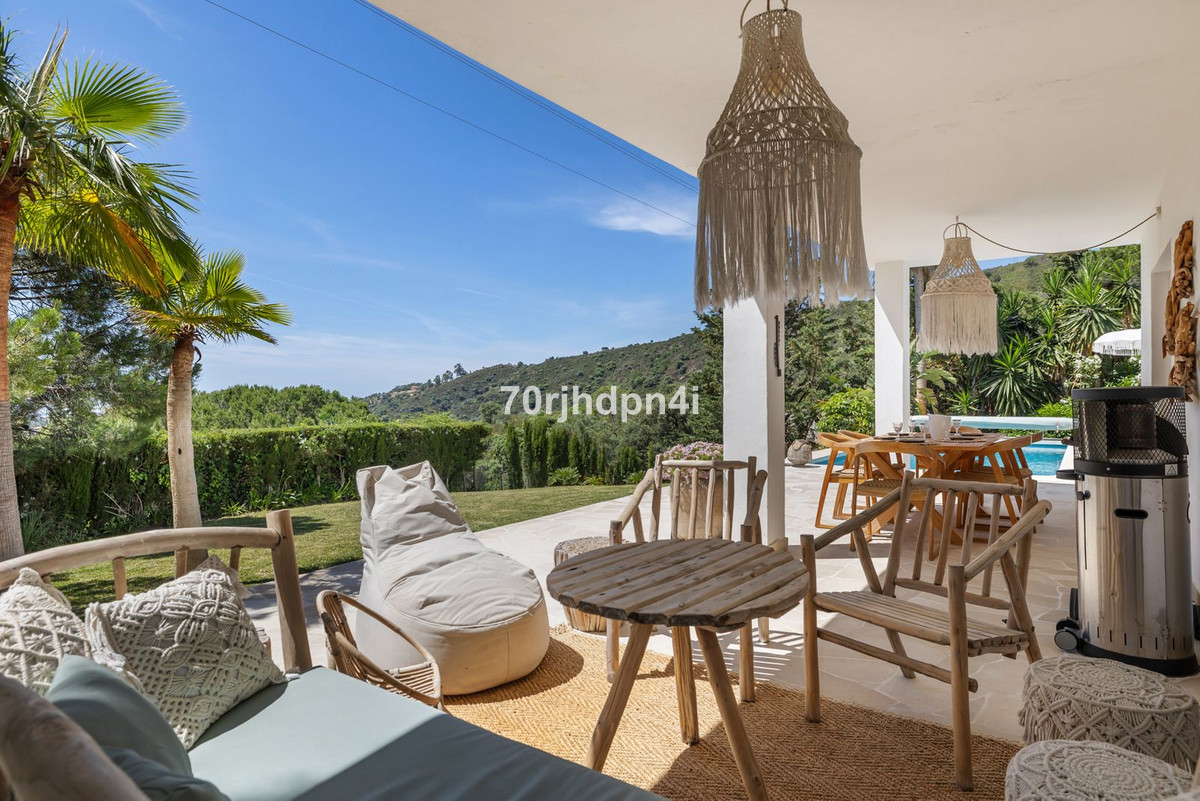 5 Bed Townhouse for sale in Estepona Costa Del Sol, Málaga, Spain