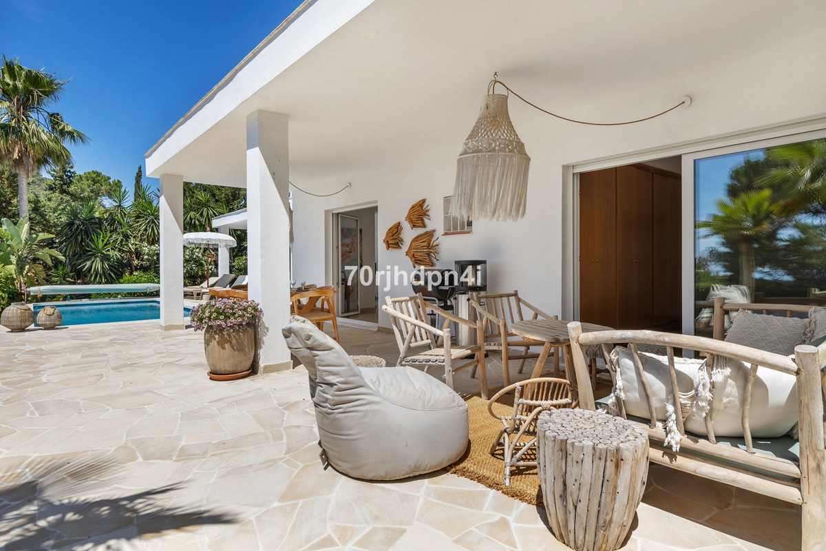 5 Bed Townhouse for sale in Estepona Costa Del Sol, Málaga, Spain
