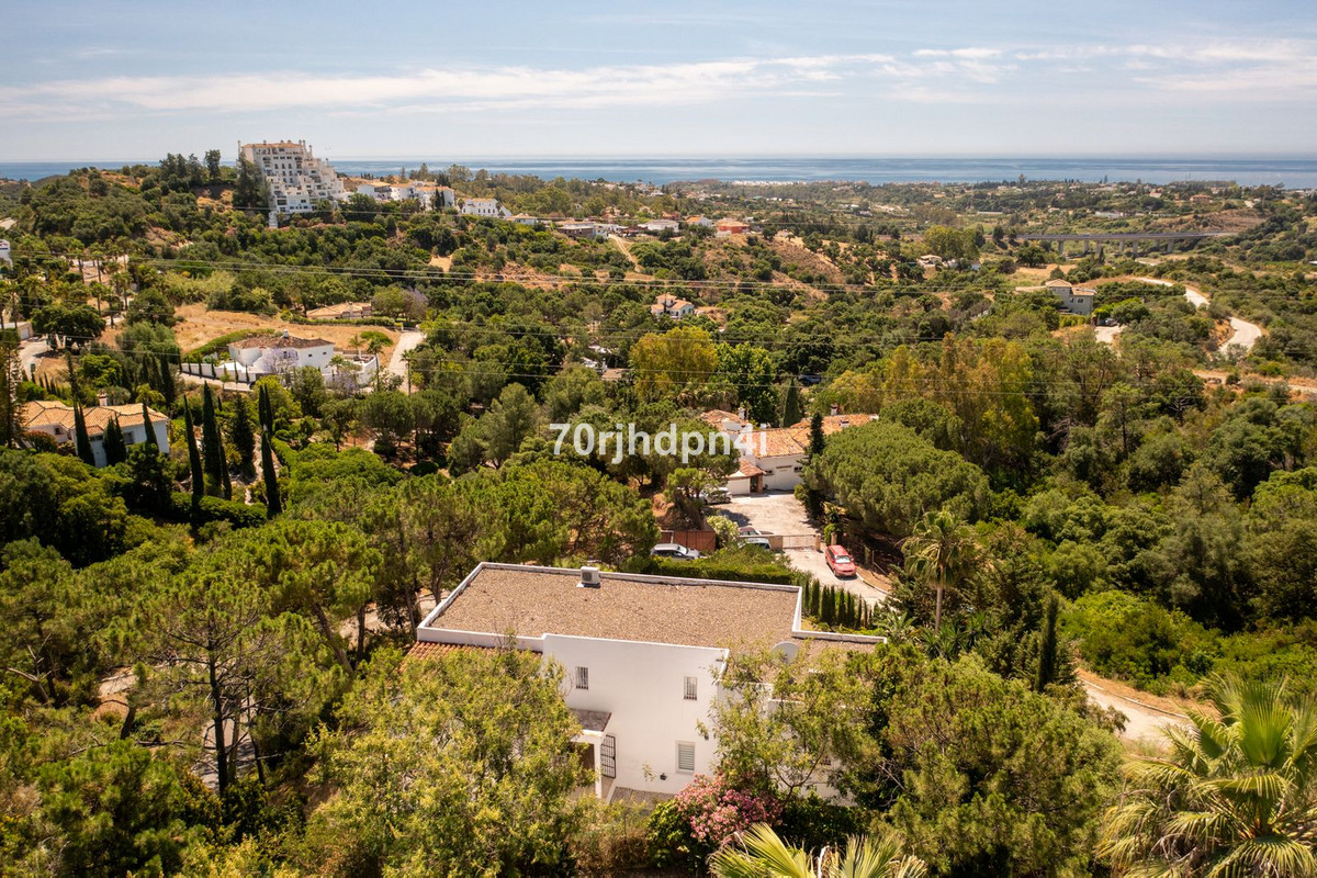 5 Bed Townhouse for sale in Estepona Costa Del Sol, Málaga, Spain