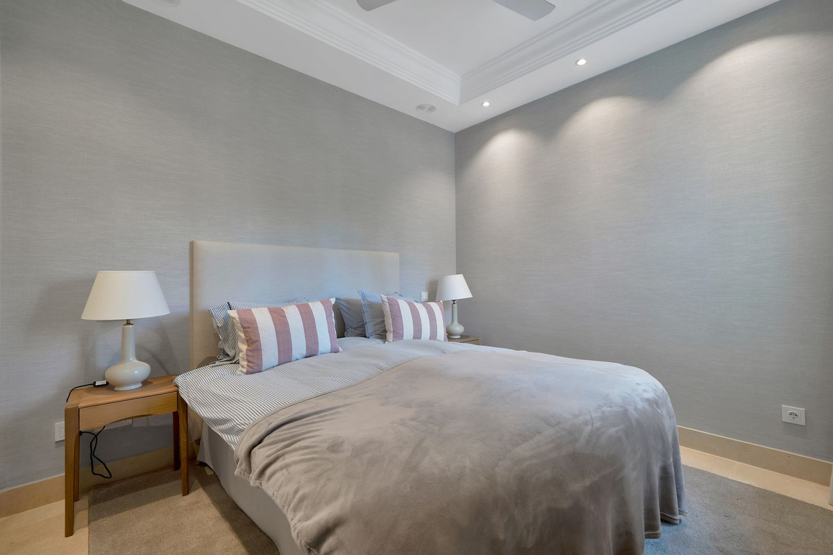 7 Bed Townhouse for sale in Puerto Banús Costa Del Sol, Málaga, Spain