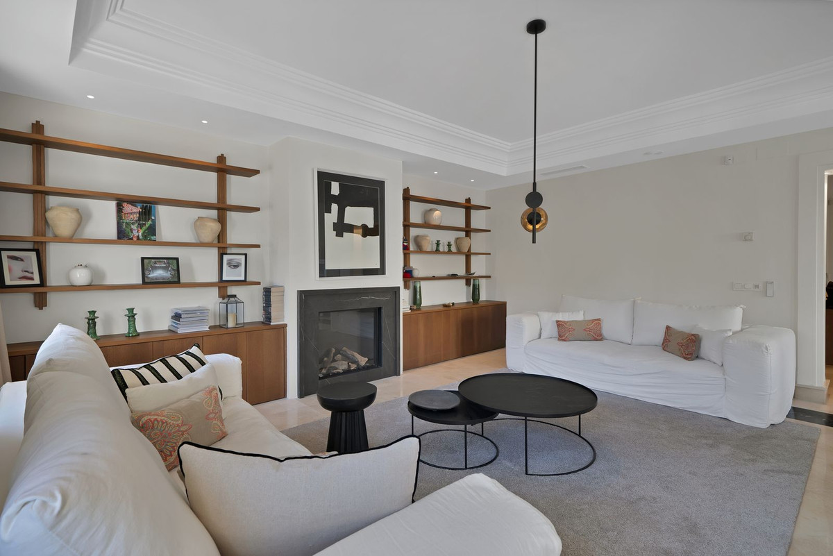 7 Bed Townhouse for sale in Puerto Banús Costa Del Sol, Málaga, Spain