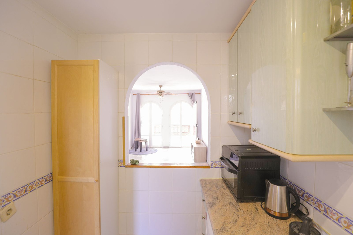 Se vende Apartamento Planta Media de 2 dormitorios en Costa Del Sol, Málaga, España