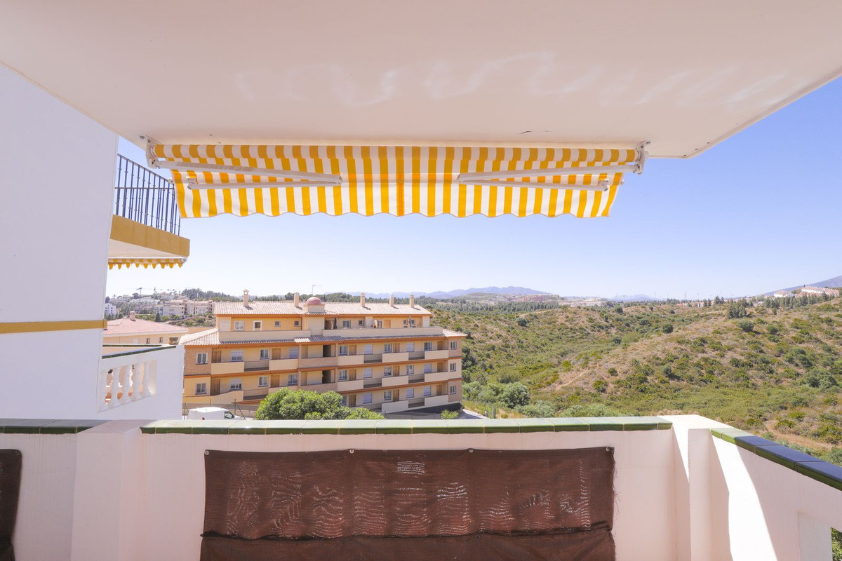 Se vende Apartamento Planta Media de 2 dormitorios en Costa Del Sol, Málaga, España