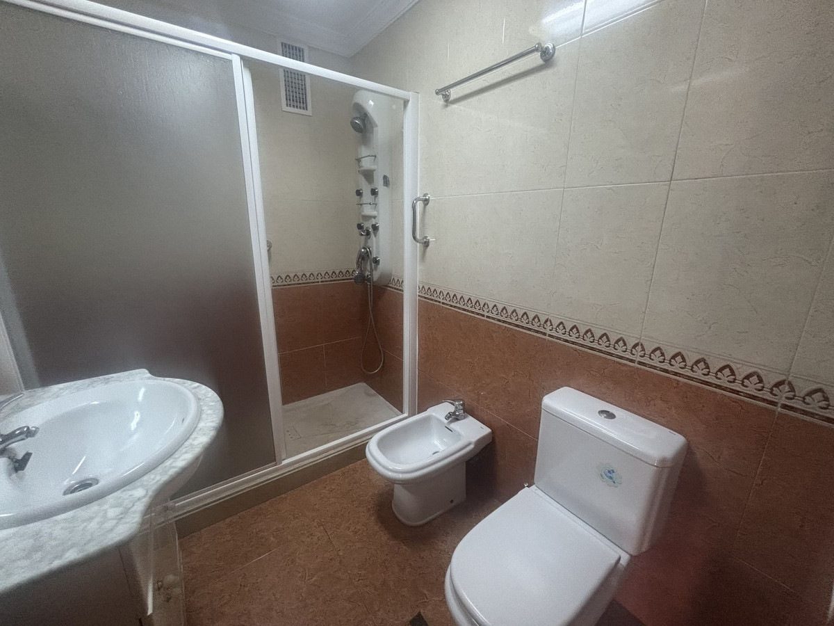 3 Bed Apartment for sale in San Pedro De Alcántara Costa Del Sol, Málaga, Spain