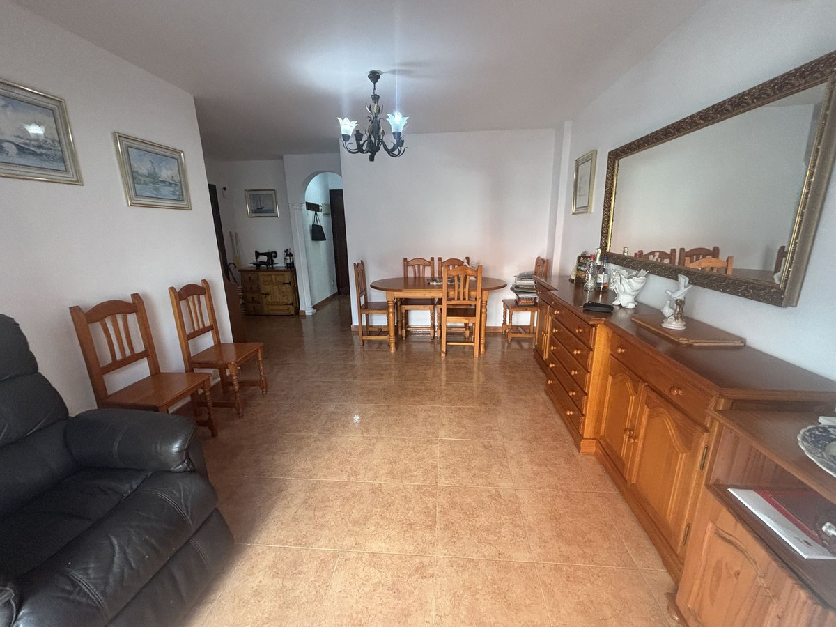 3 Bed Apartment for sale in San Pedro De Alcántara Costa Del Sol, Málaga, Spain