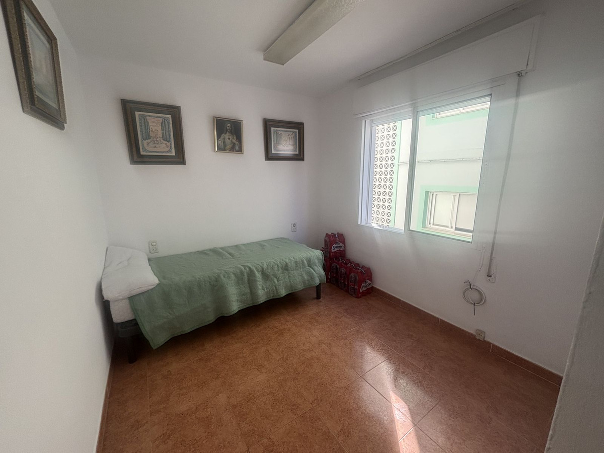 3 Bed Apartment for sale in San Pedro De Alcántara Costa Del Sol, Málaga, Spain