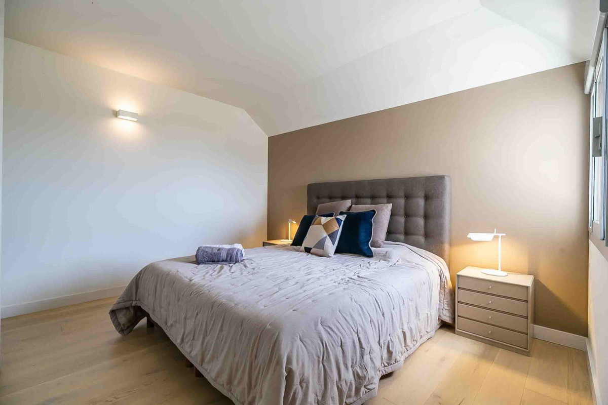 3 Bed Apartment for sale in Fuengirola Costa Del Sol, Málaga, Spain