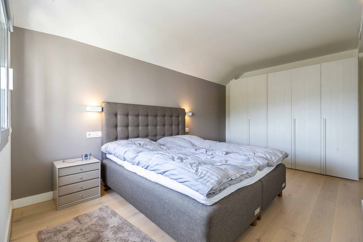 3 Bed Apartment for sale in Fuengirola Costa Del Sol, Málaga, Spain