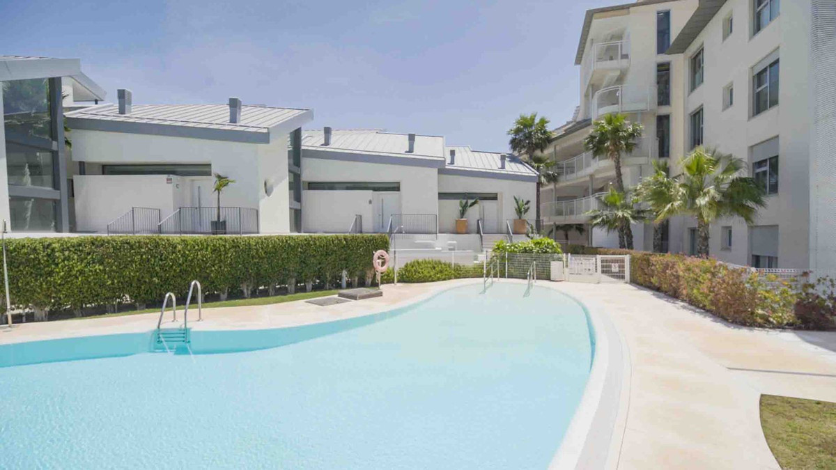 3 Bed Apartment for sale in Fuengirola Costa Del Sol, Málaga, Spain