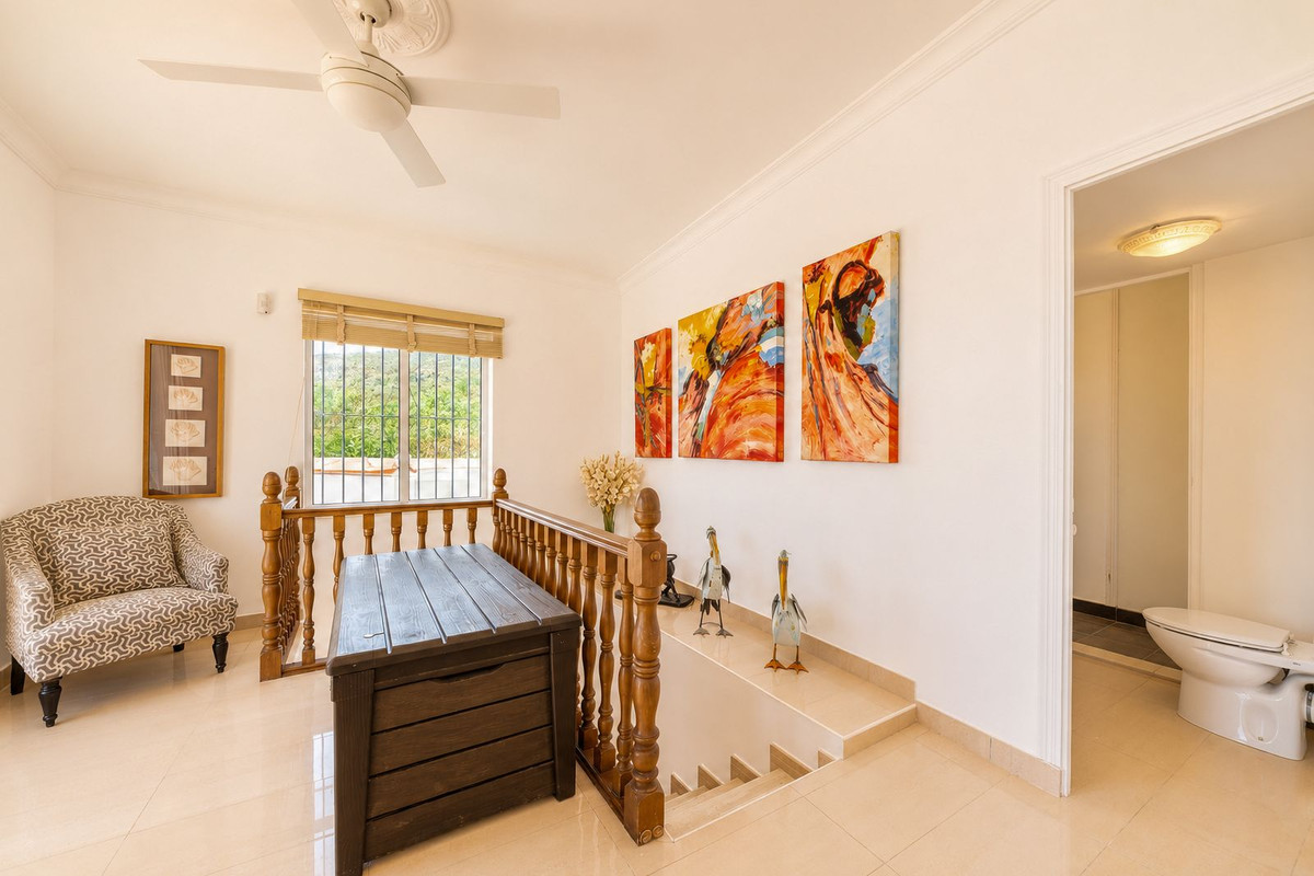 5 Bed Townhouse for sale in Manilva Costa Del Sol, Málaga, Spain