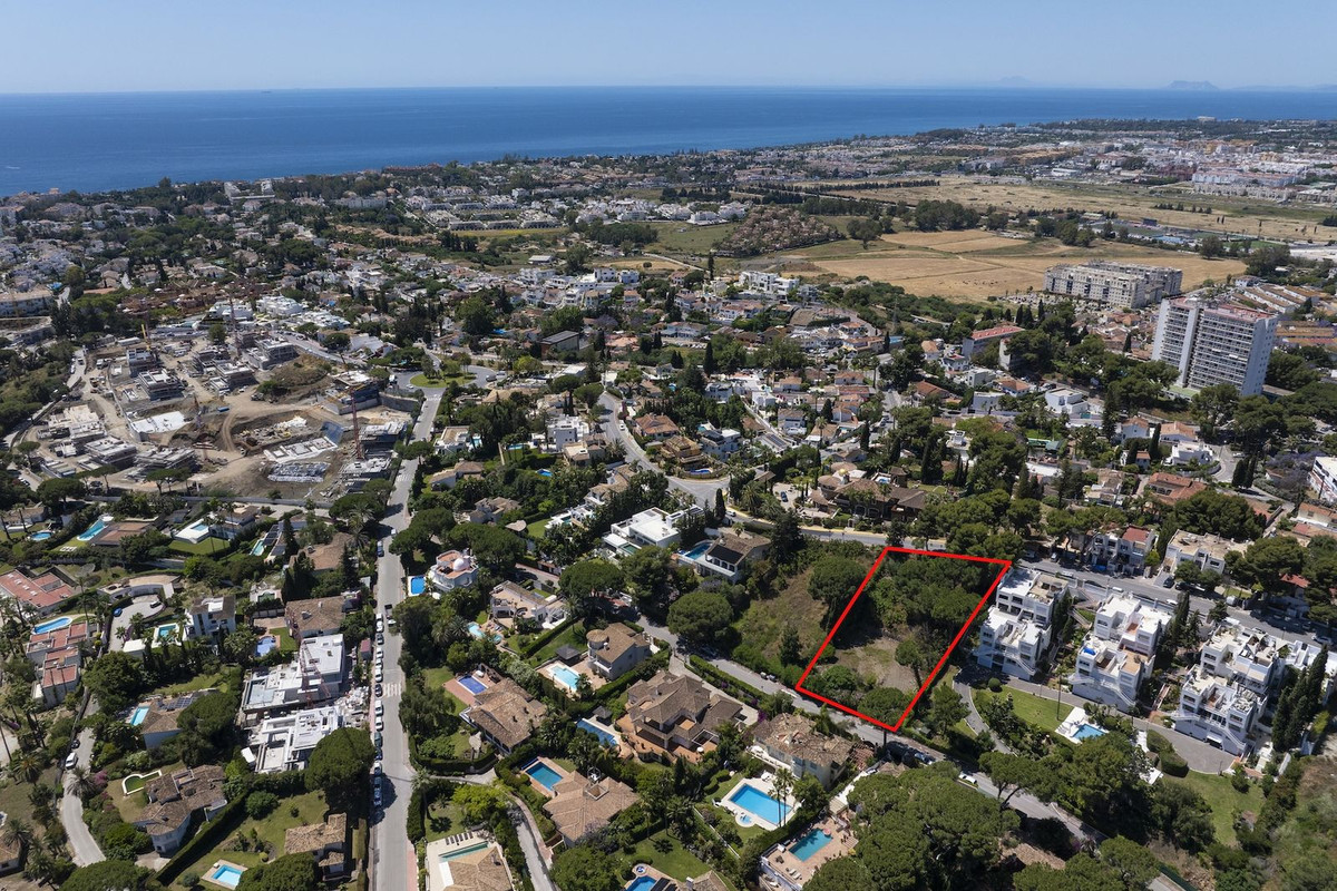Se vende Terreno Urbano  en Costa Del Sol, Málaga, España